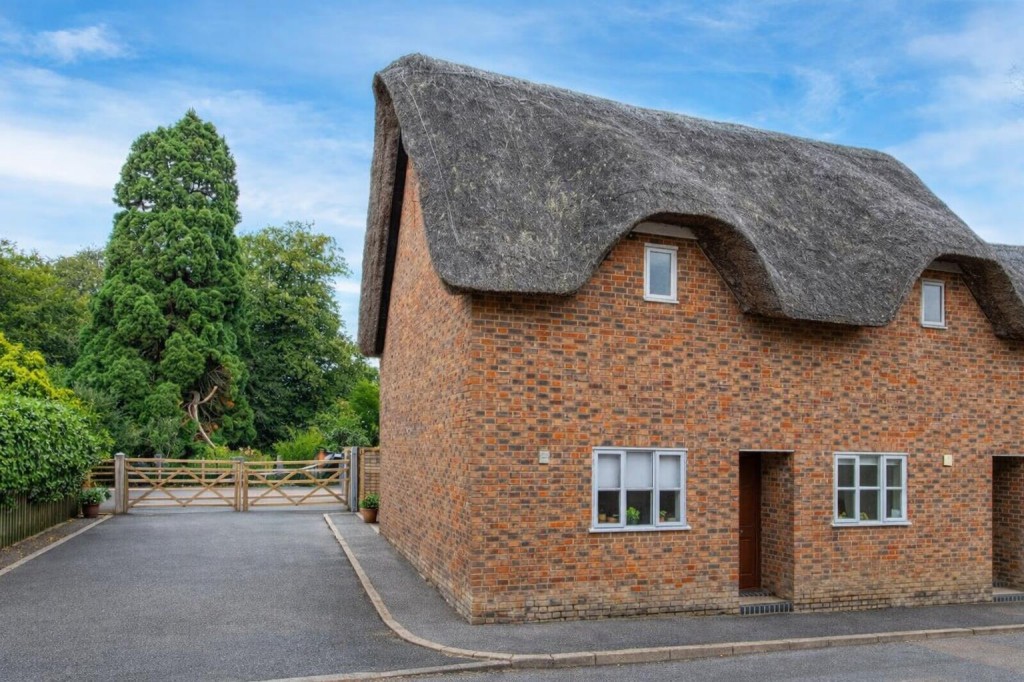 Images for Church Lane, Welford, Northampton EAID:oscarjamesapi BID:5