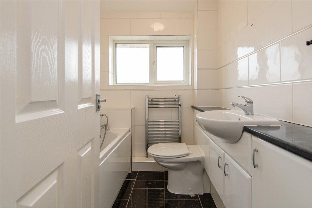Images for Thurso Walk, Corby EAID:oscarjamesapi BID:4