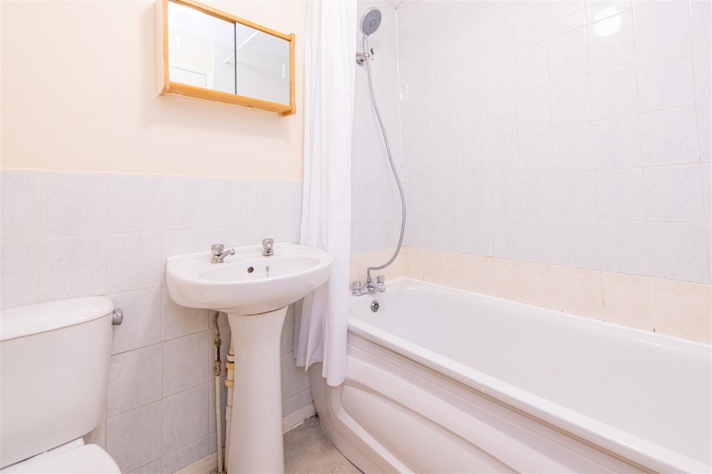 Images for Torville Crescent, Kettering EAID:oscarjamesapi BID:2