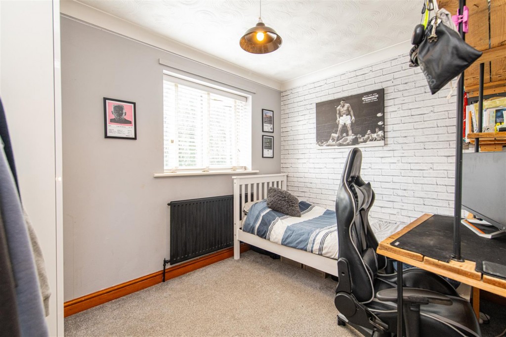 Images for Hallwood Road, Kettering EAID:oscarjamesapi BID:2