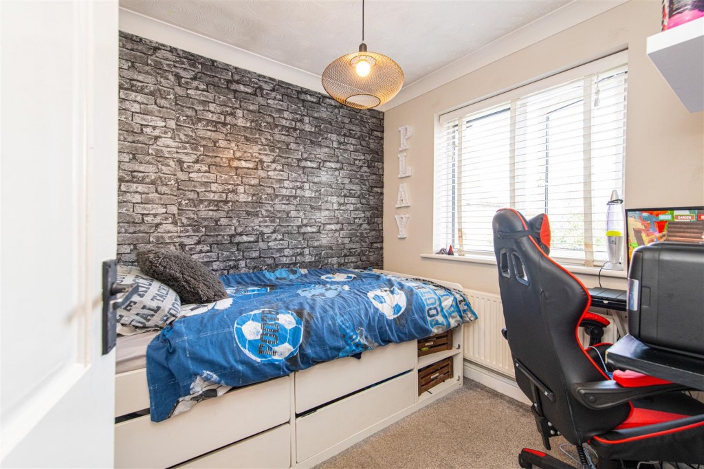 Images for Hallwood Road, Kettering EAID:oscarjamesapi BID:2
