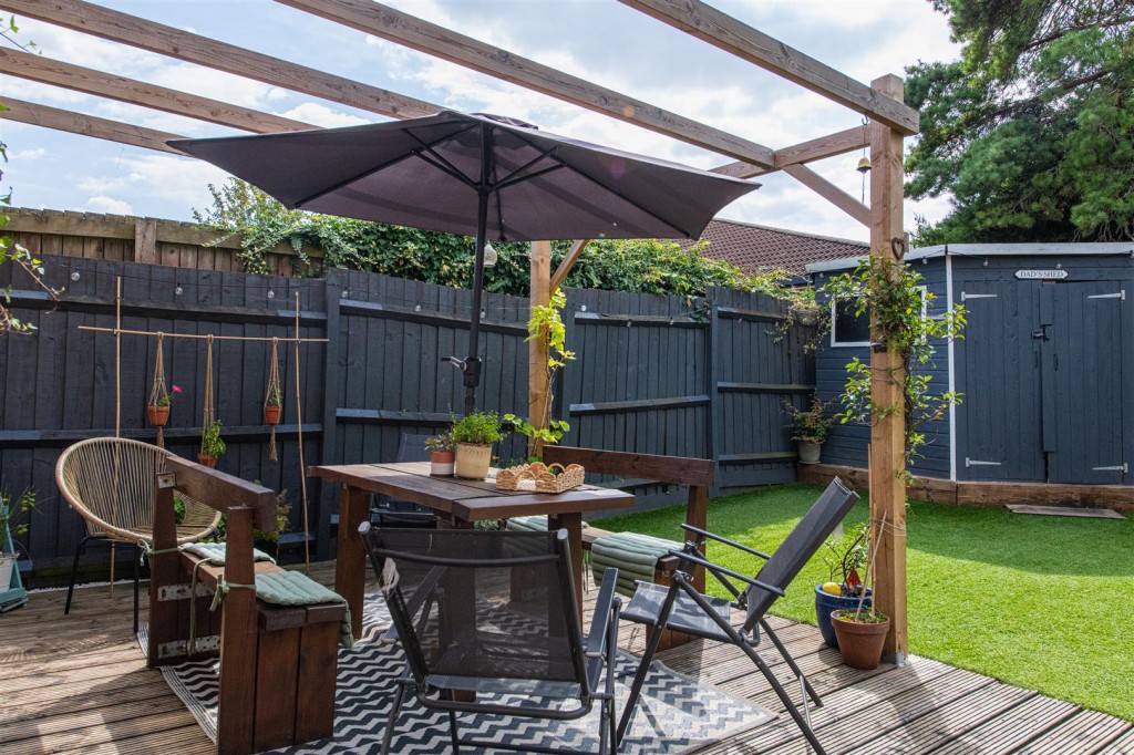 Images for Hallwood Road, Kettering EAID:oscarjamesapi BID:2