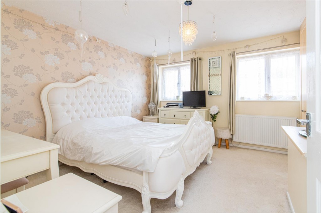 Images for Swale Drive, Wellingborough EAID:oscarjamesapi BID:6