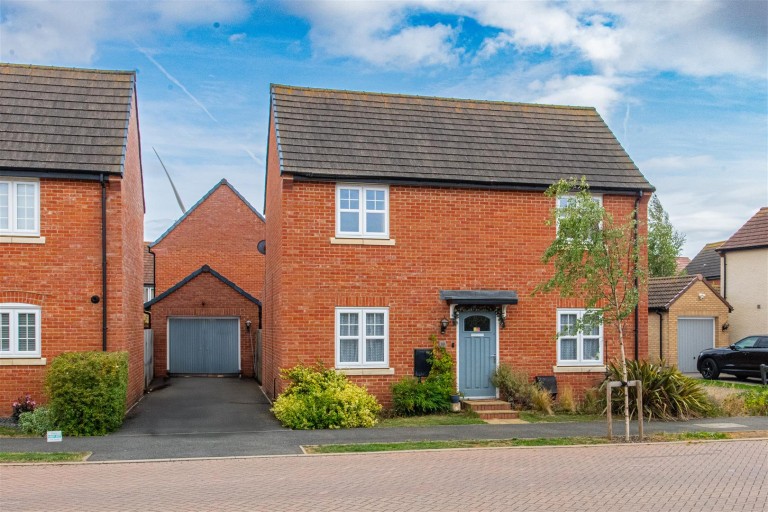 Buckby Drive, Burton Latimer - EAID:oscarjamesapi, BID:3