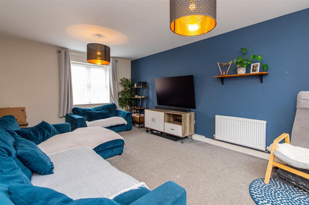 Images for Buckby Drive, Burton Latimer EAID:oscarjamesapi BID:3