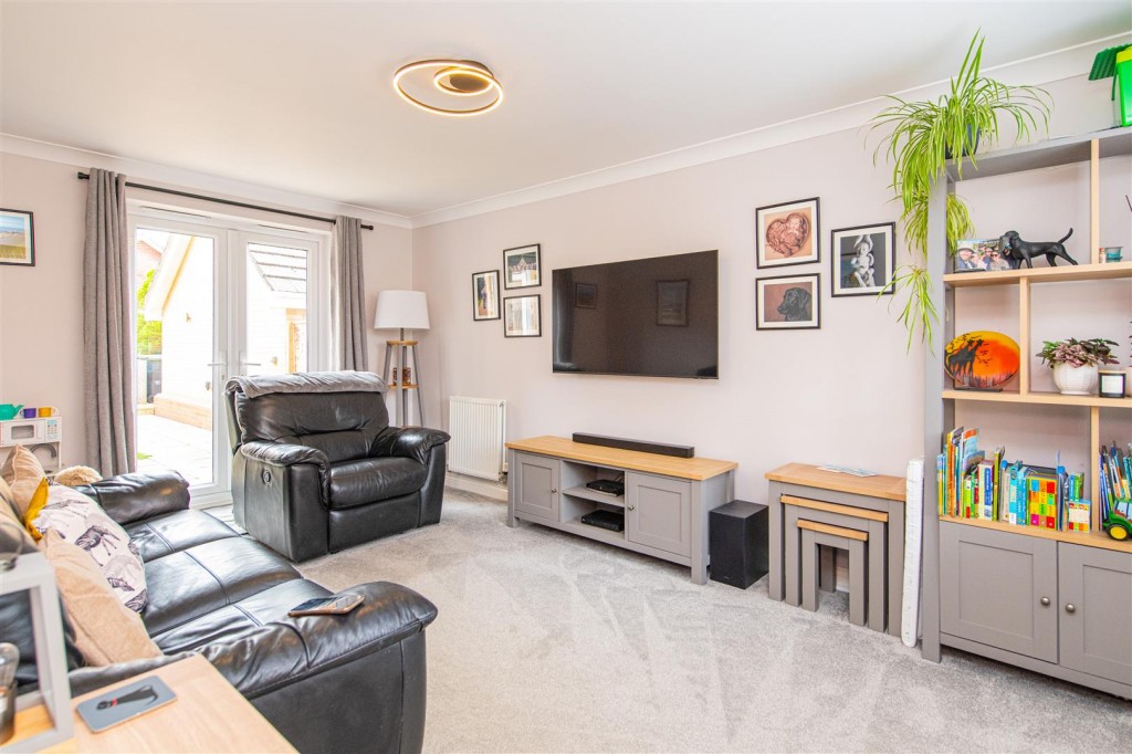 Images for Kempton Close, Corby EAID:oscarjamesapi BID:4