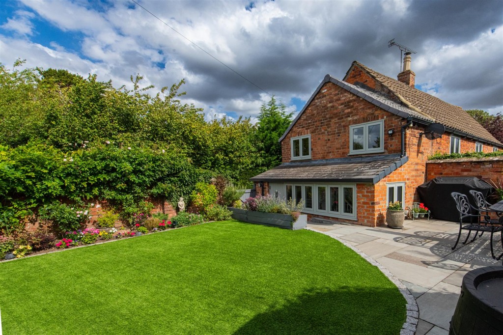 Images for Hogg Lane, Hallaton, Market Harborough EAID:oscarjamesapi BID:5