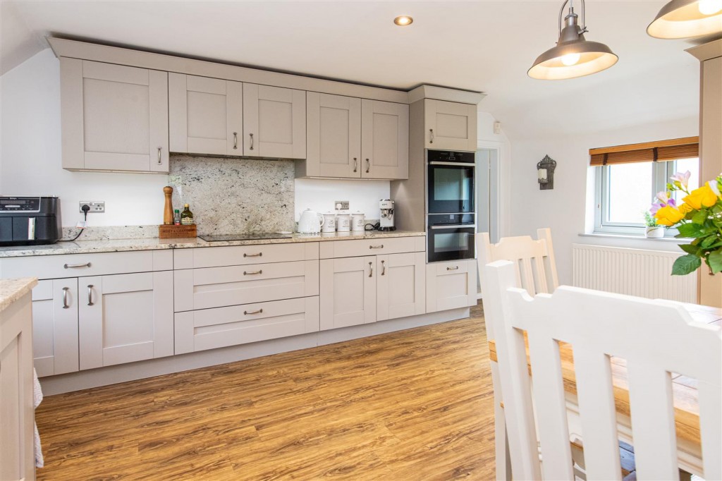Images for Hogg Lane, Hallaton, Market Harborough EAID:oscarjamesapi BID:5