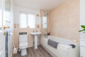 Images for Eyam Close, Desborough