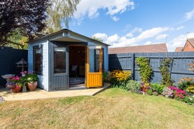 Images for Eyam Close, Desborough