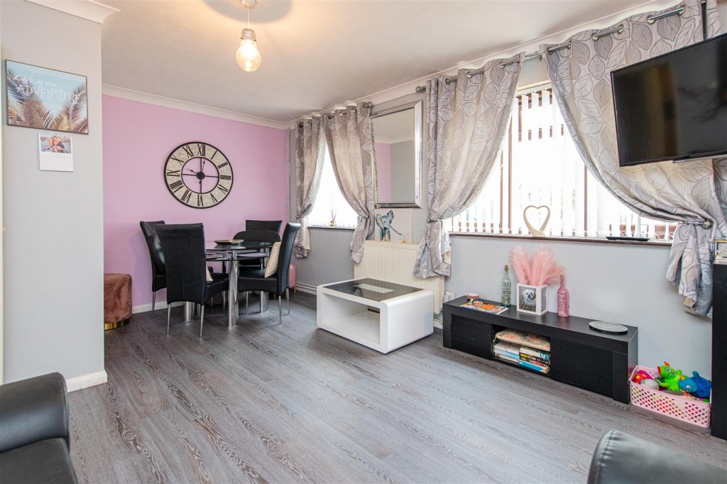 Images for Alfred Street, Kettering EAID:oscarjamesapi BID:2