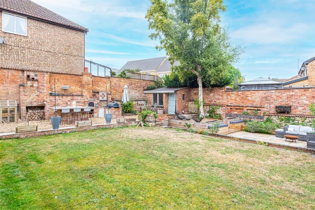 Images for Bakehouse Lane, Burton Latimer EAID:oscarjamesapi BID:3
