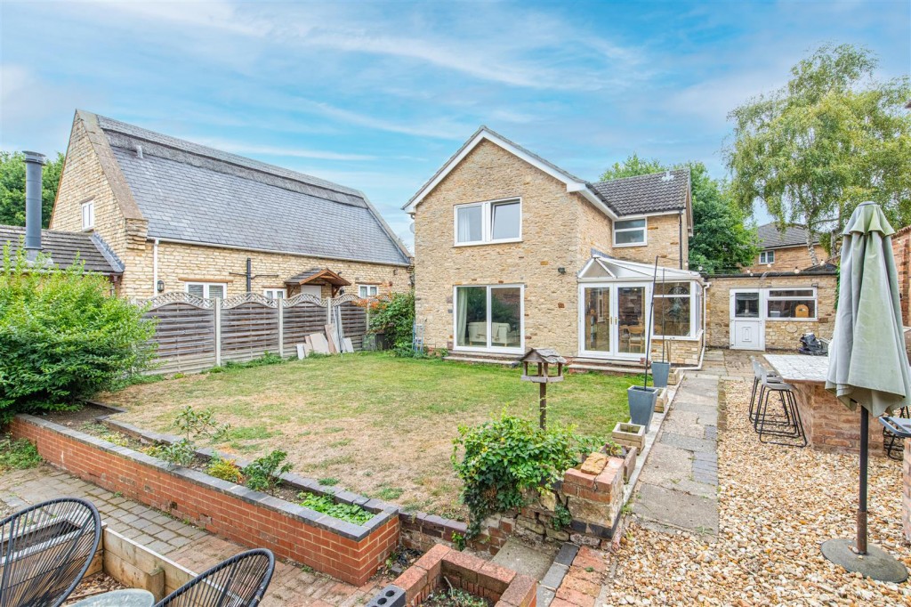 Images for Bakehouse Lane, Burton Latimer EAID:oscarjamesapi BID:3