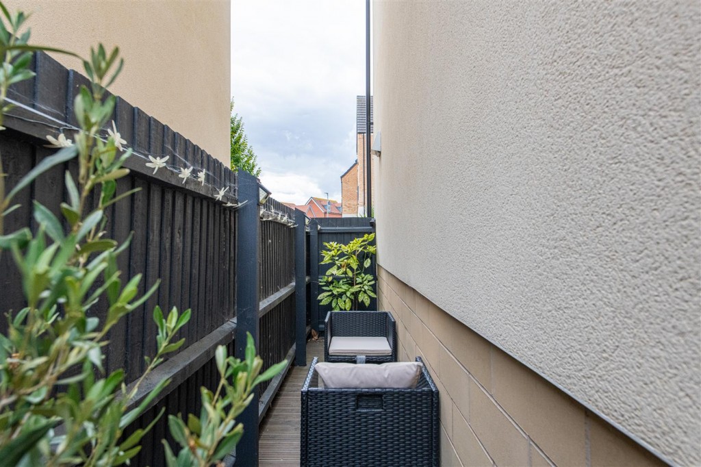 Images for The Avenue, Corby EAID:oscarjamesapi BID:4