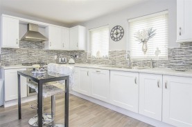 Images for The Avenue, Corby