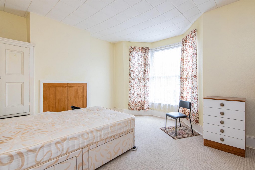 Images for Lutterworth Road, Northampton EAID:oscarjamesapi BID:1