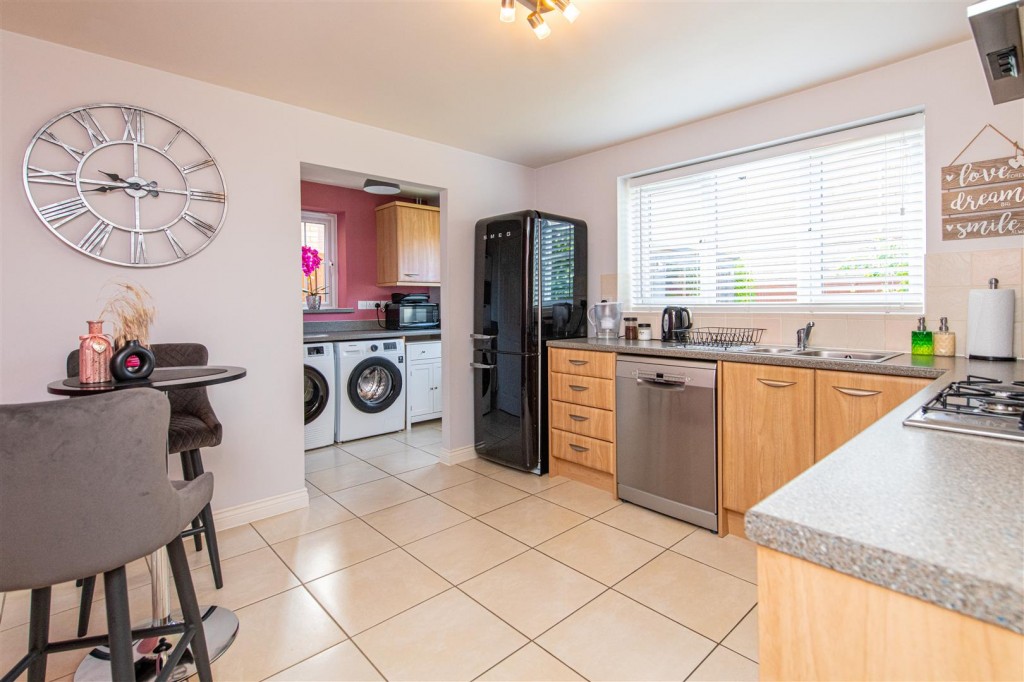 Images for Blackbird Road, Corby EAID:oscarjamesapi BID:4