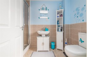 Images for Virginia Crescent, Burton Latimer