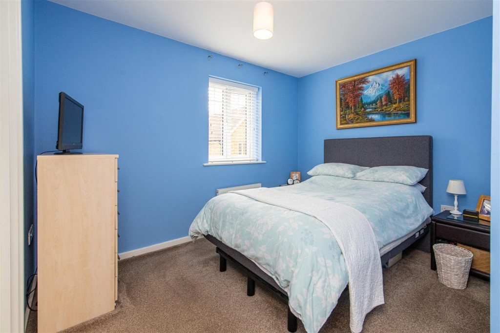 Images for Virginia Crescent, Burton Latimer EAID:oscarjamesapi BID:3