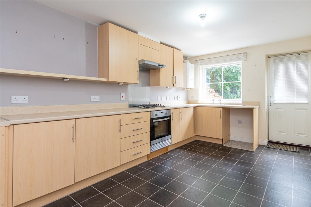 Images for Donnington Road, Burton Latimer EAID:oscarjamesapi BID:3