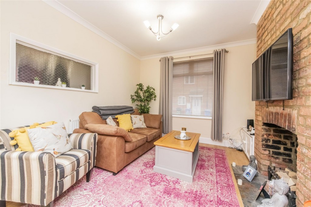 Images for Wellington Street, Kettering EAID:oscarjamesapi BID:2