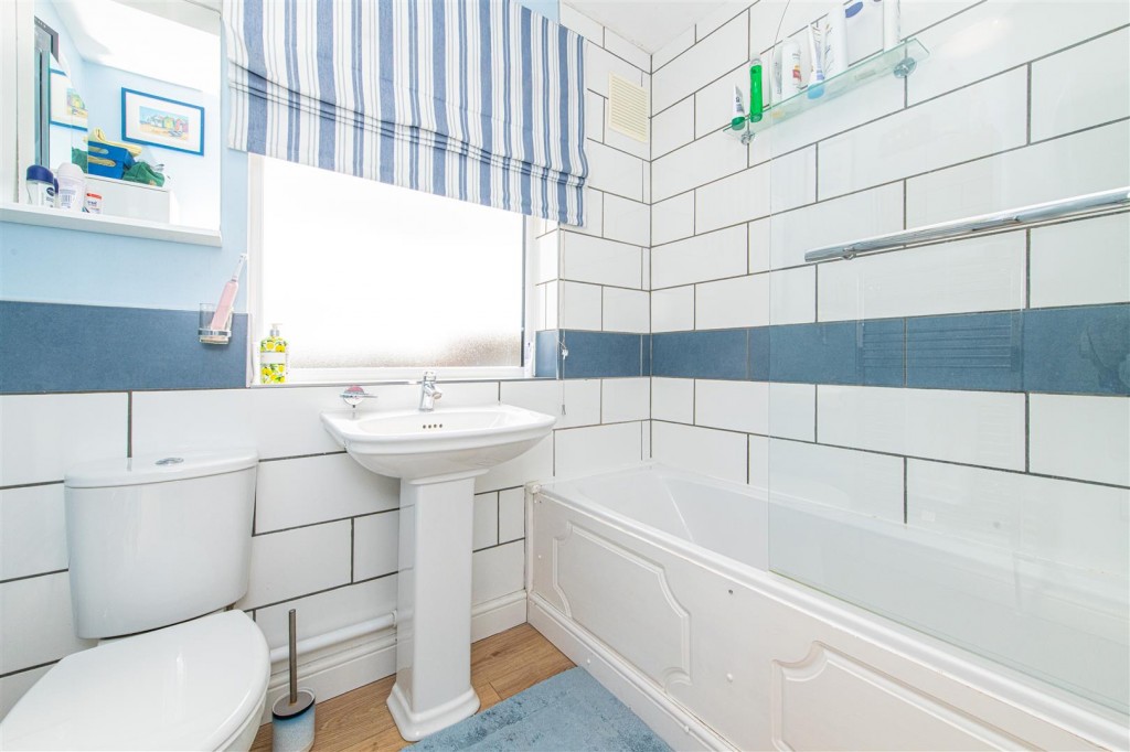 Images for Windmill Avenue, Kettering EAID:oscarjamesapi BID:2