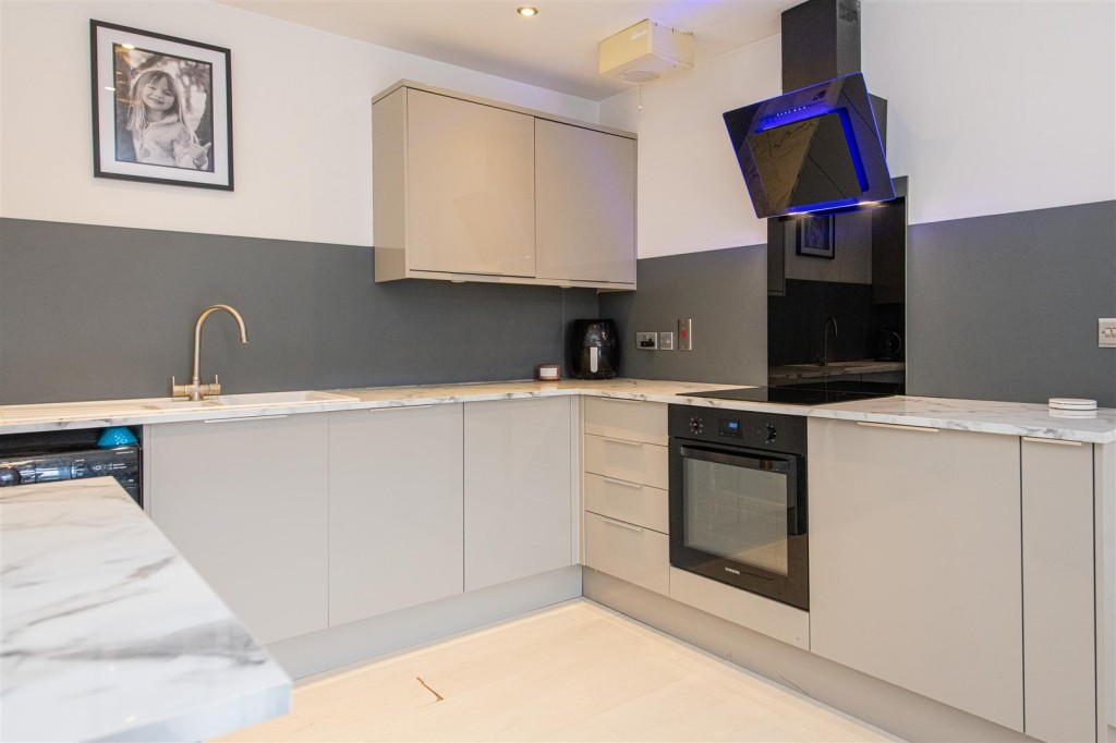 Images for Mobbs House, Queen Street, Kettering EAID:oscarjamesapi BID:2