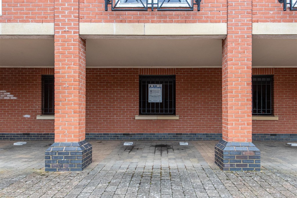 Images for Mobbs House, Queen Street, Kettering EAID:oscarjamesapi BID:2
