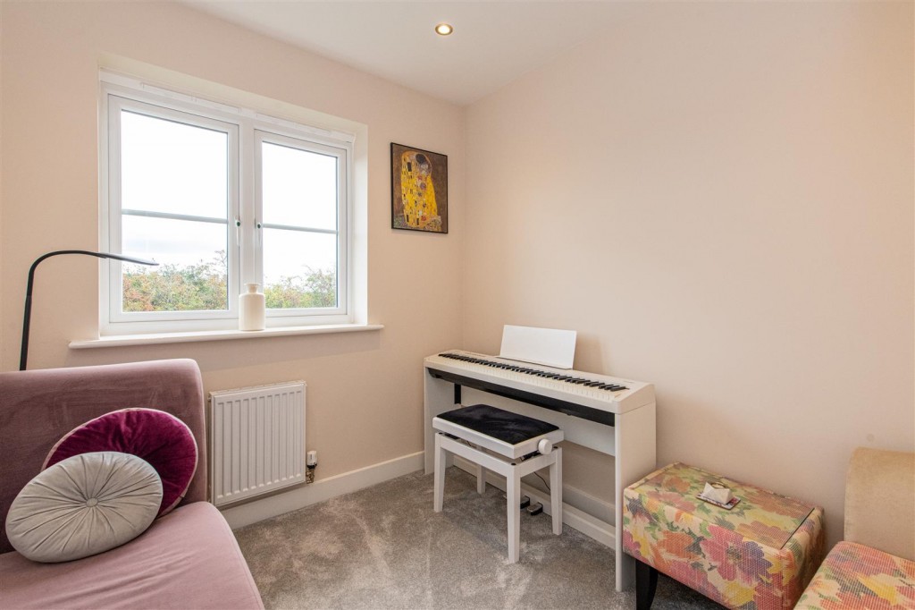 Images for Livingstone Road, Oakley Vale, Corby EAID:oscarjamesapi BID:4