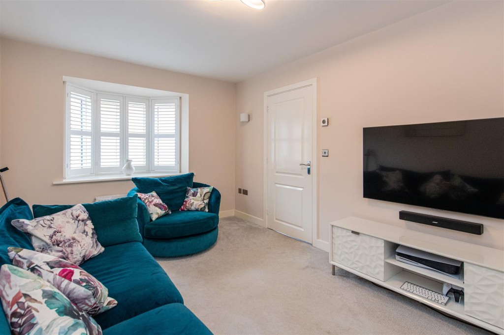 Images for Livingstone Road, Oakley Vale, Corby EAID:oscarjamesapi BID:4