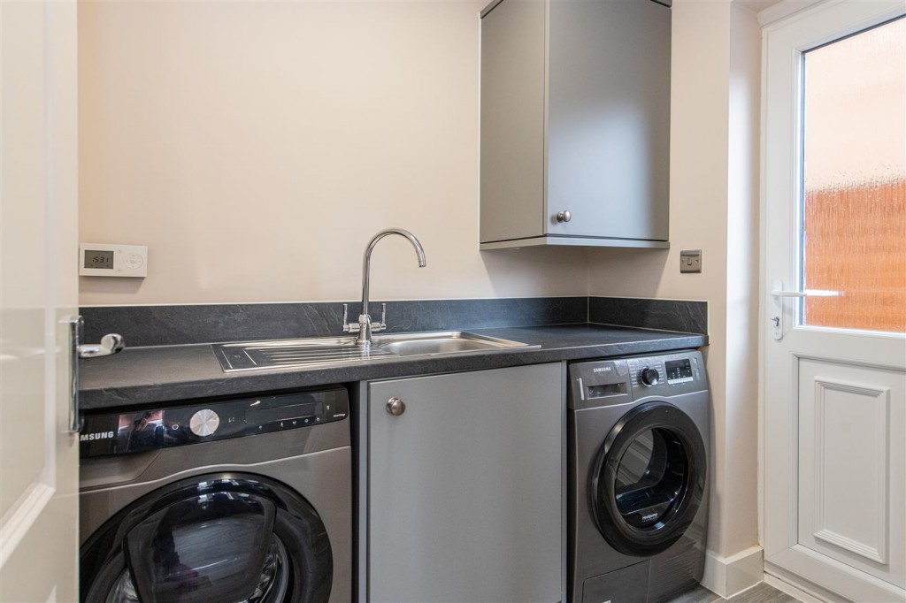 Images for Livingstone Road, Oakley Vale, Corby EAID:oscarjamesapi BID:4
