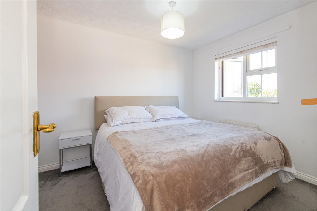 Images for Betony Walk, Rushden EAID:oscarjamesapi BID:8