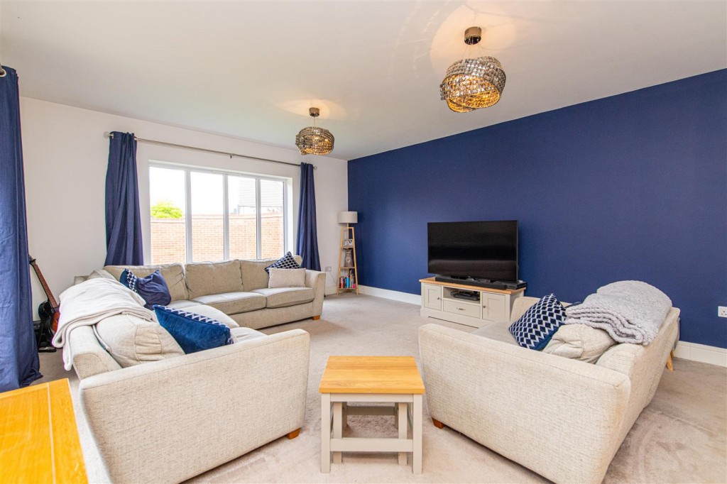 Images for Cheviot Close, Market Harborough EAID:oscarjamesapi BID:5