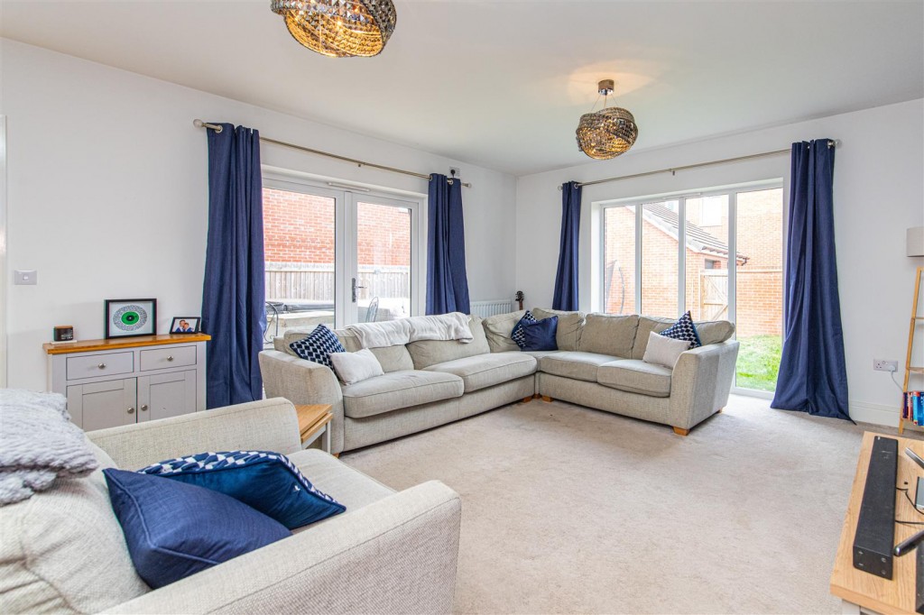 Images for Cheviot Close, Market Harborough EAID:oscarjamesapi BID:5