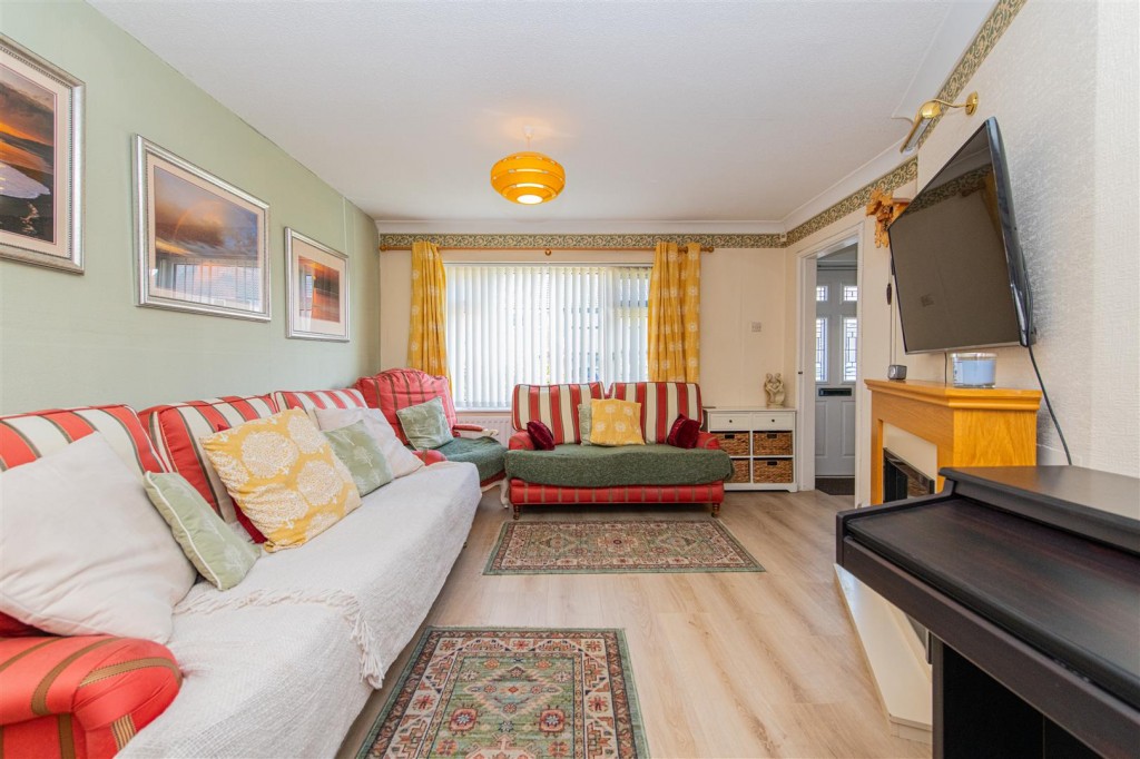 Images for Cedar Way, Wellingborough EAID:oscarjamesapi BID:6