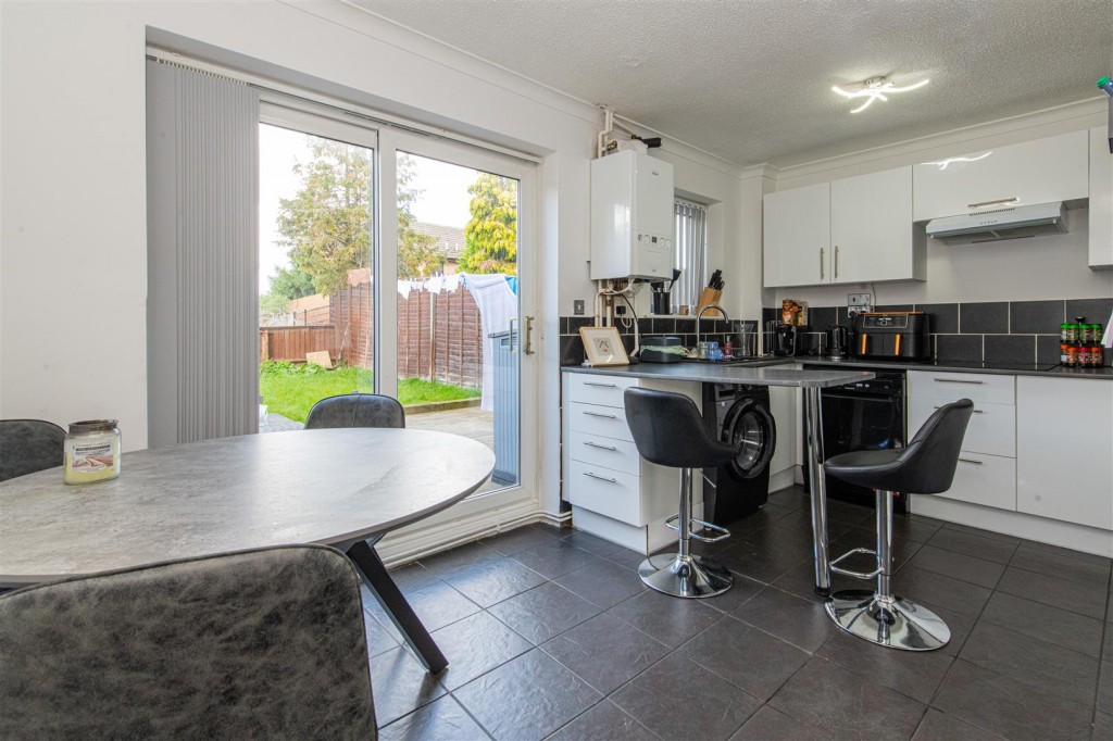 Images for Hazel Close, Hartwell, Northampton EAID:oscarjamesapi BID:1