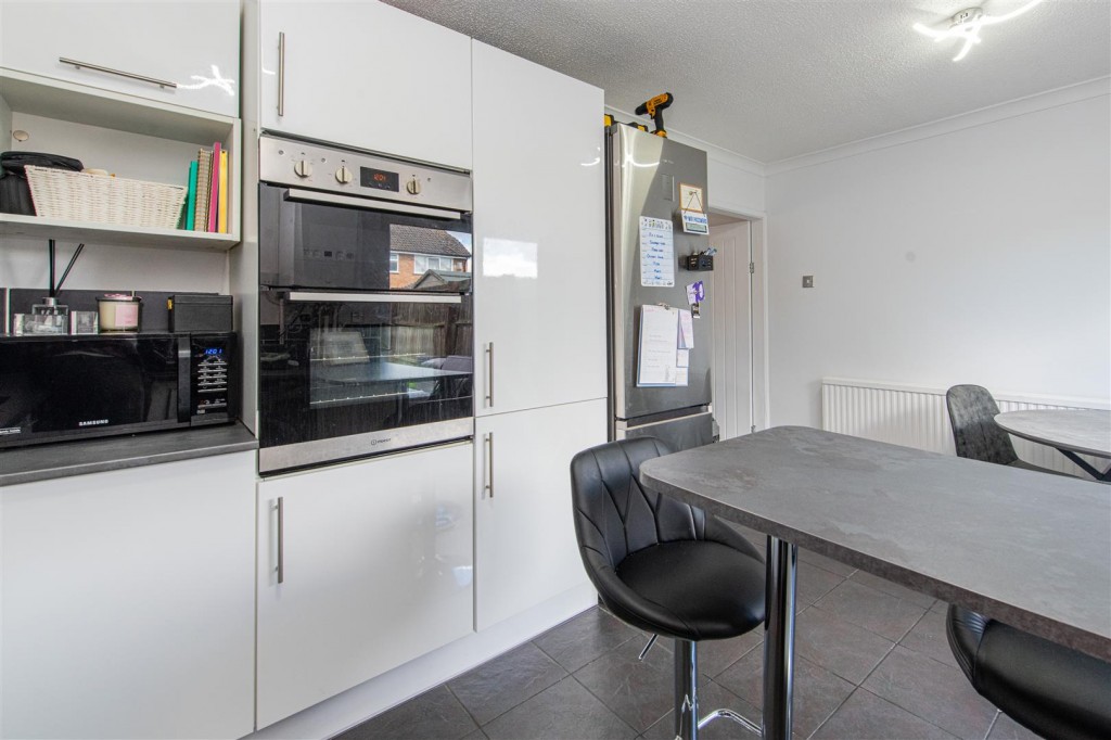 Images for Hazel Close, Hartwell, Northampton EAID:oscarjamesapi BID:1