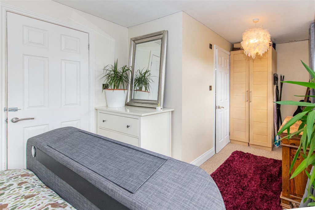 Images for Kingfisher Way, Burton Latimer EAID:oscarjamesapi BID:3