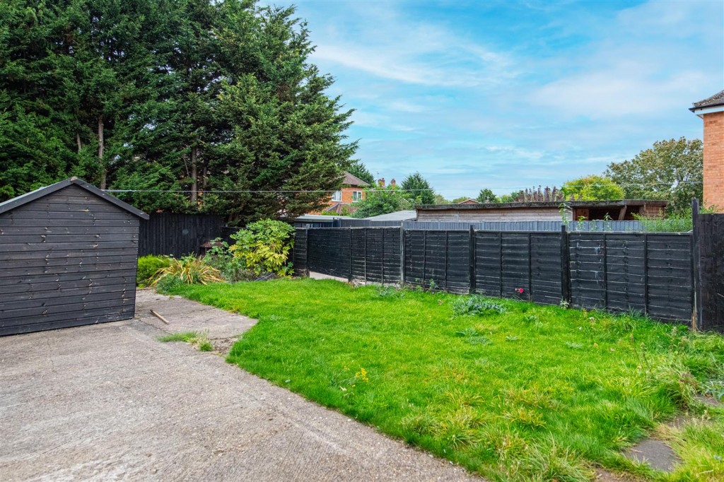 Images for Latimer Road, Corby EAID:oscarjamesapi BID:4