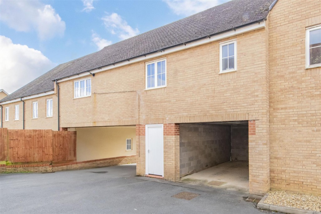 Images for Kesteven Way, Corby EAID:oscarjamesapi BID:2