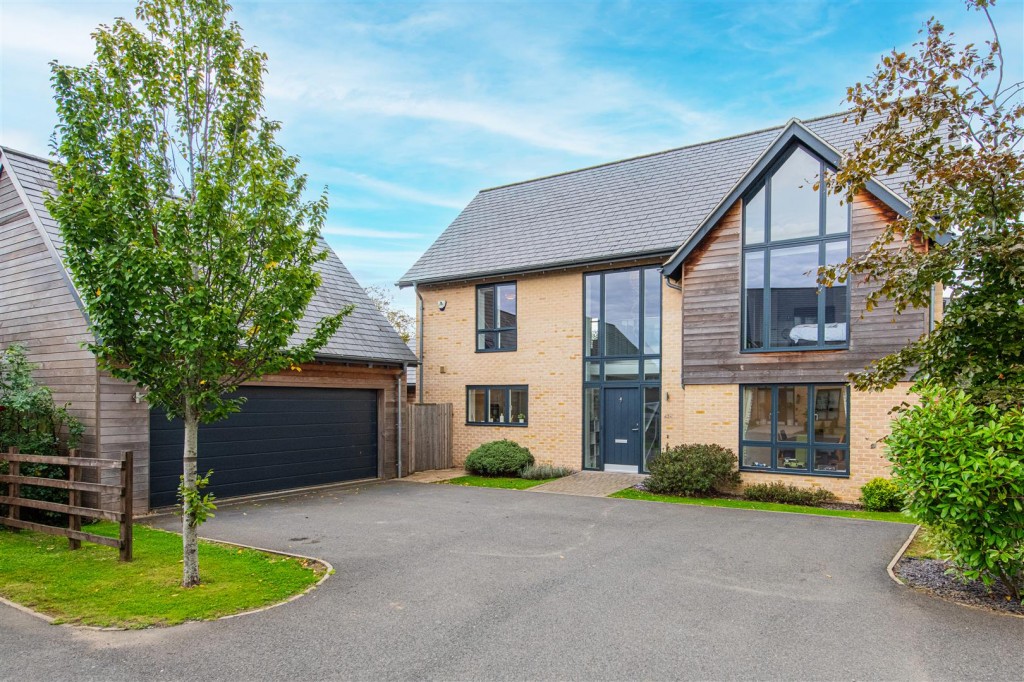 Images for Lake Drive, Weldon, Corby EAID:oscarjamesapi BID:4