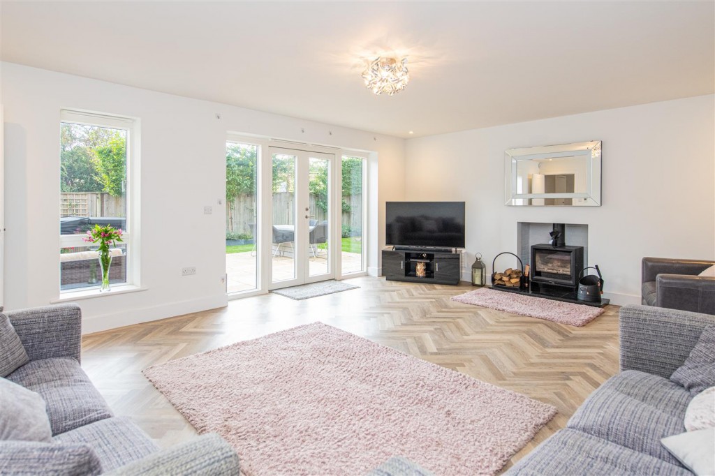 Images for Lake Drive, Weldon, Corby EAID:oscarjamesapi BID:4