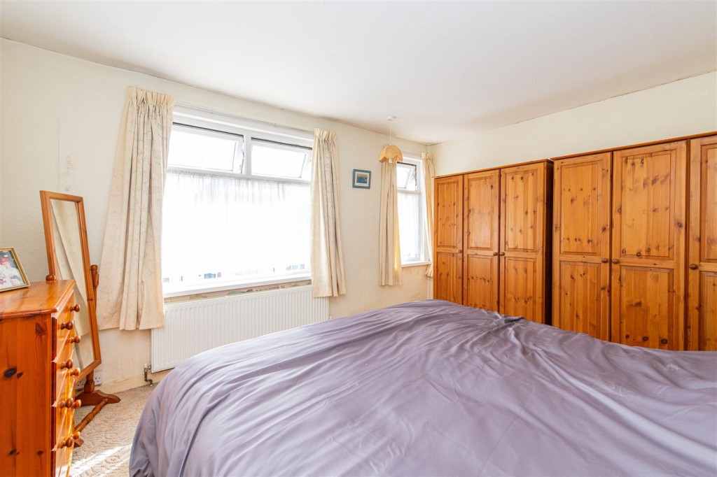 Images for Bath Road, Kettering EAID:oscarjamesapi BID:2