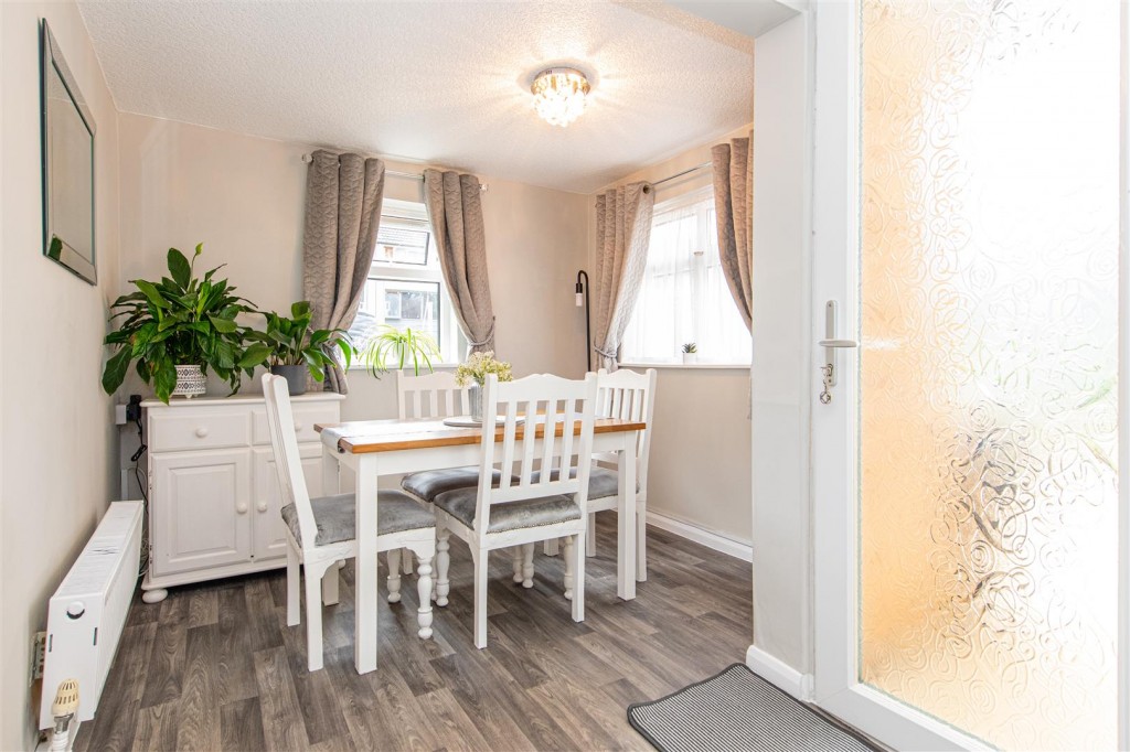 Images for Glaister Place, Kettering EAID:oscarjamesapi BID:2