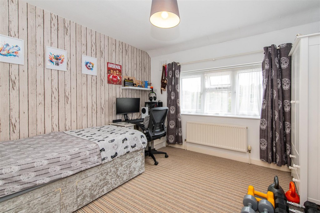 Images for Glaister Place, Kettering EAID:oscarjamesapi BID:2
