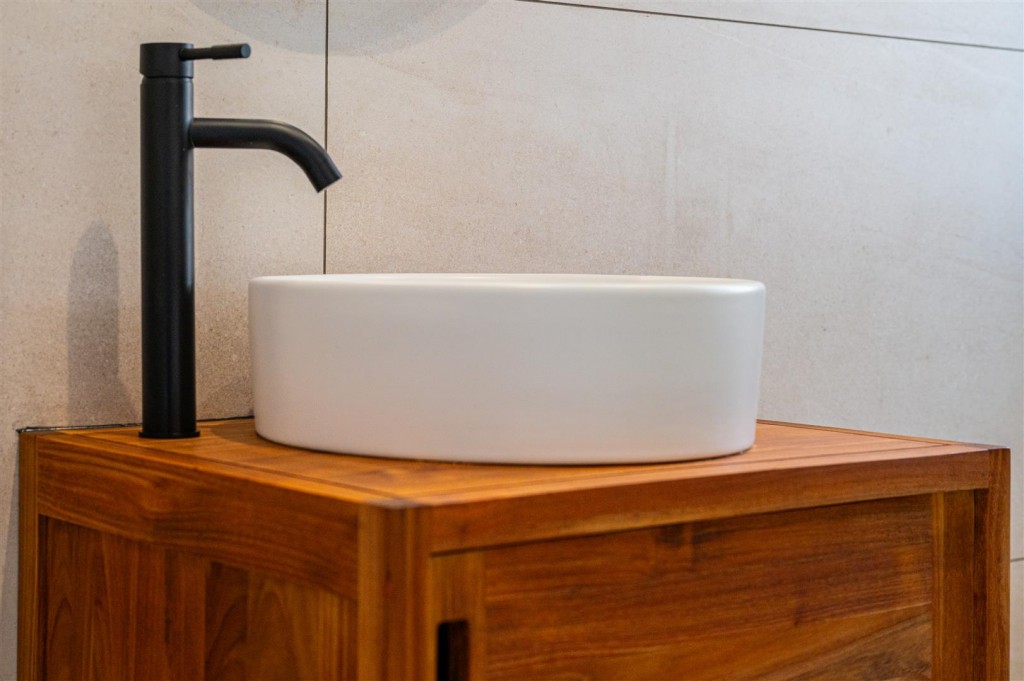 Images for Corby Road, Weldon, Corby EAID:oscarjamesapi BID:4