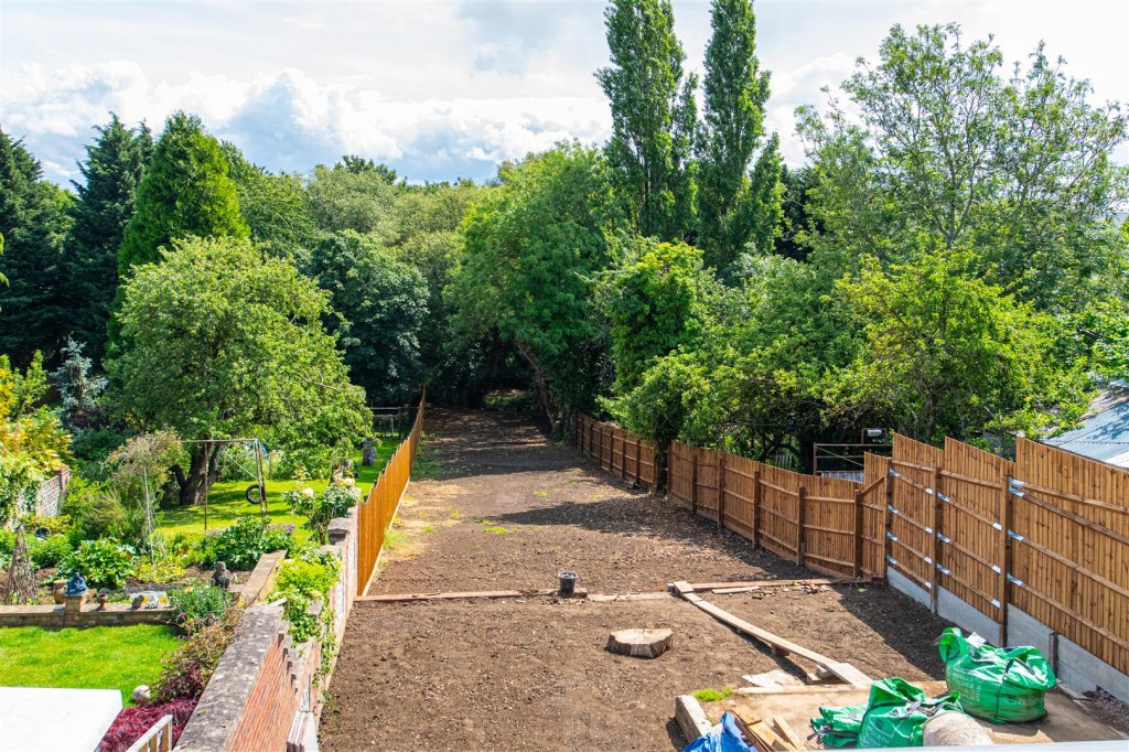 Images for Corby Road, Weldon, Corby EAID:oscarjamesapi BID:4