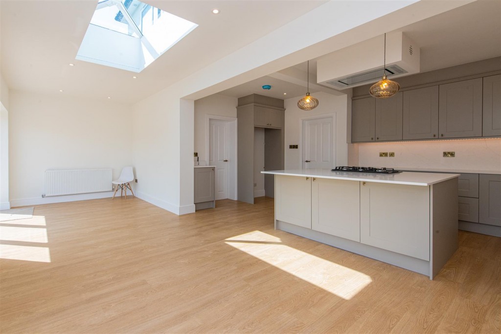 Images for Corby Road, Weldon, Corby EAID:oscarjamesapi BID:4