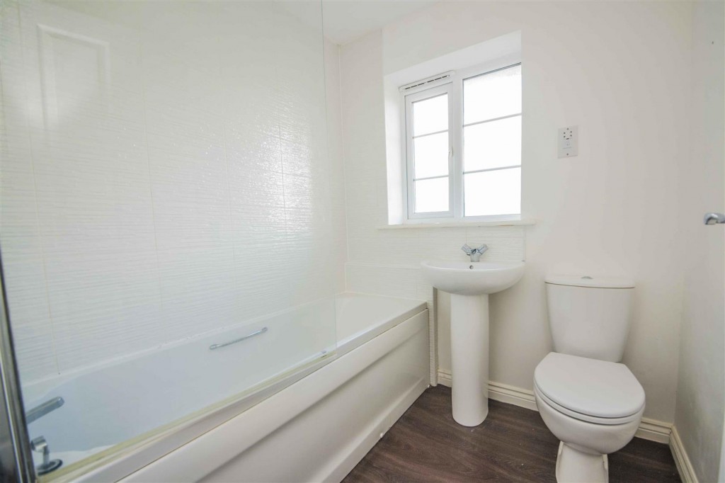 Images for Clarendon Close, Little Stanion EAID:oscarjamesapi BID:4