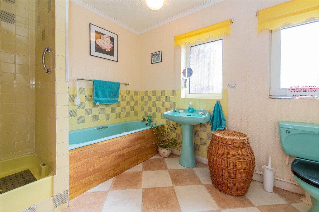 Images for Fairfield Road, Isham, Kettering EAID:oscarjamesapi BID:3